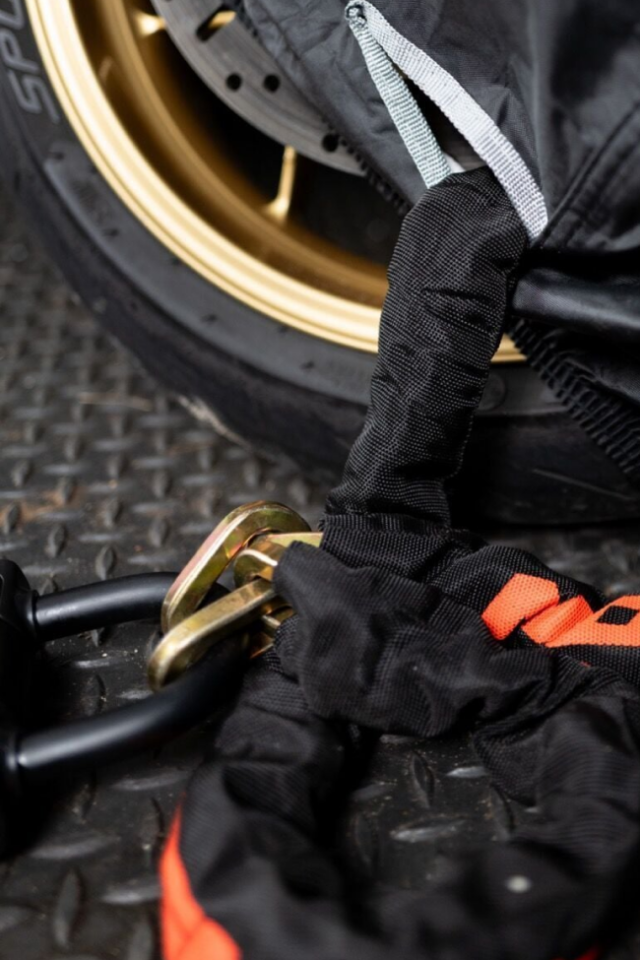 Tru-Tension M160 Heavy Duty Rain Cover Medium Motosiklet Brandası